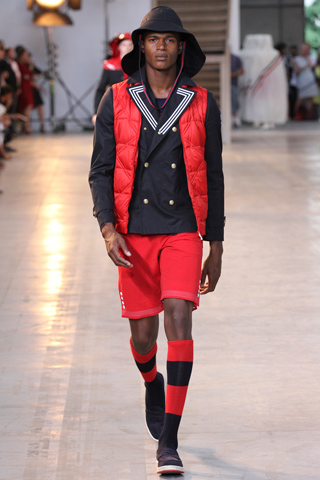 Moncler Gamme Bleu / - 2013